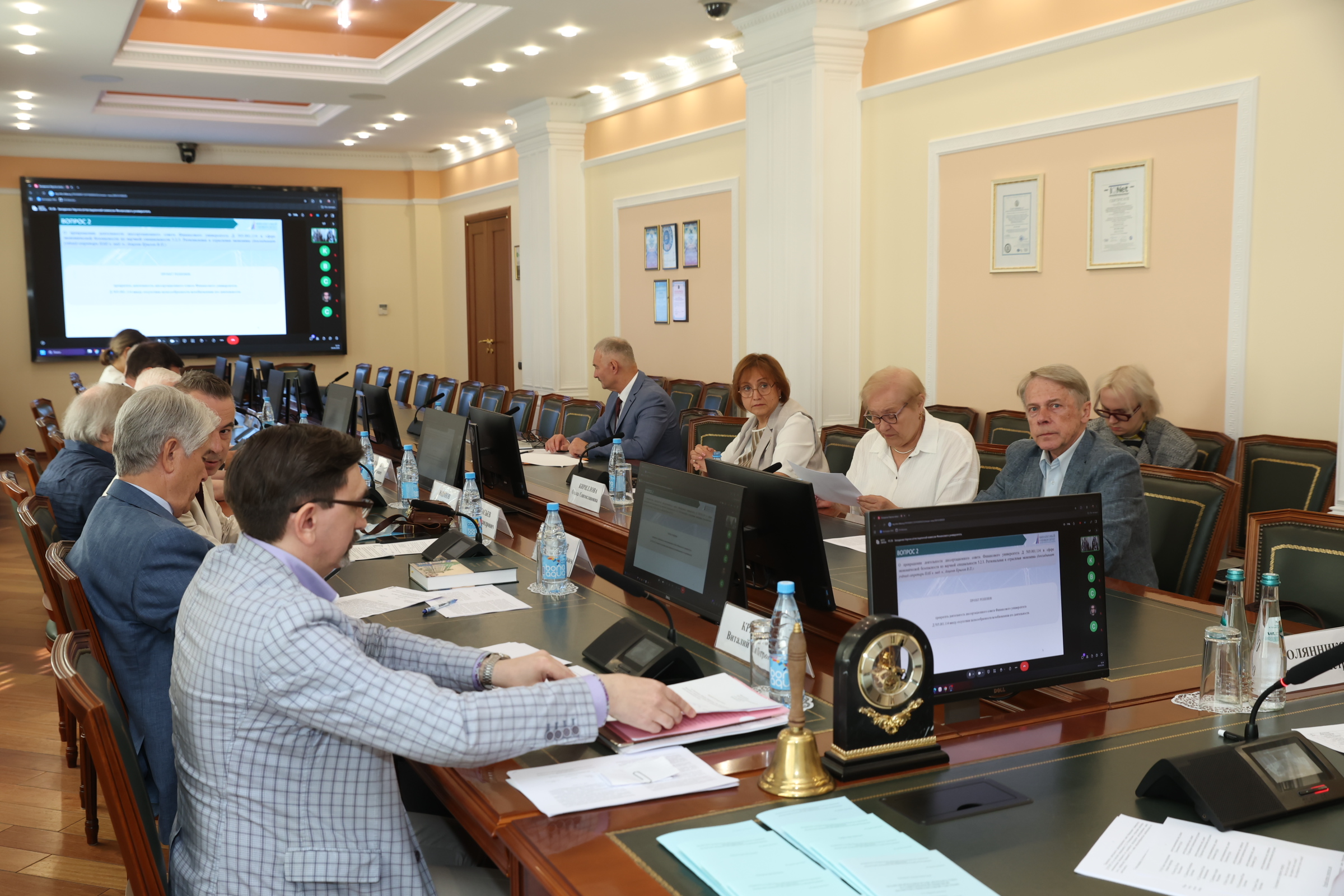В Финансовом университете впервые подготовлен доктор технических наук