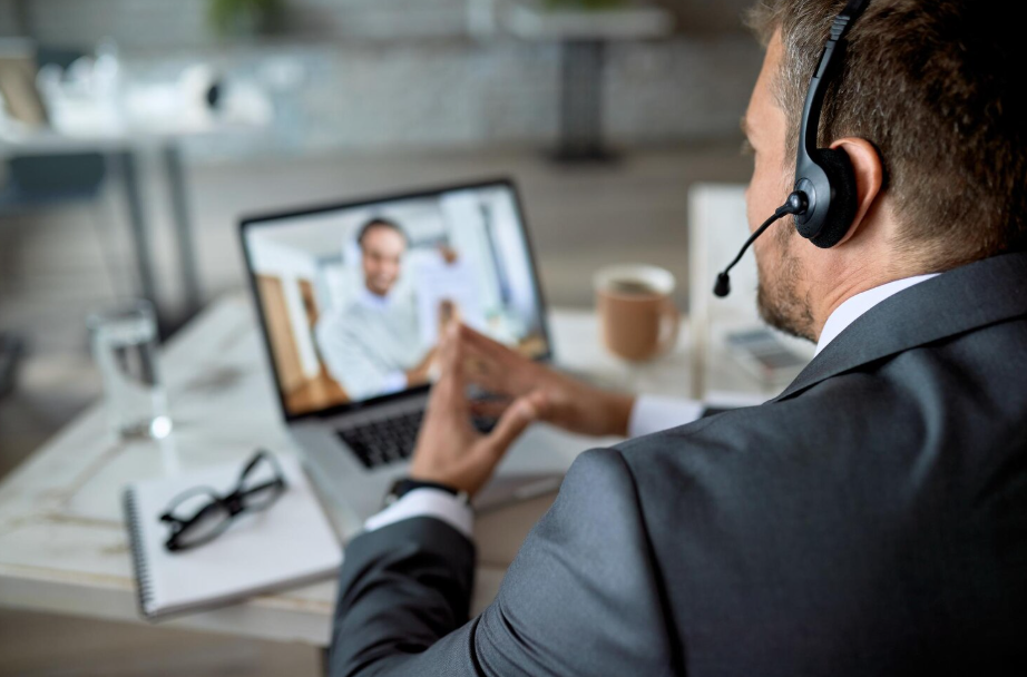 Экономика цифрового присутствия: рынок массовых онлайн-мероприятий переходит к гибридной зрелости