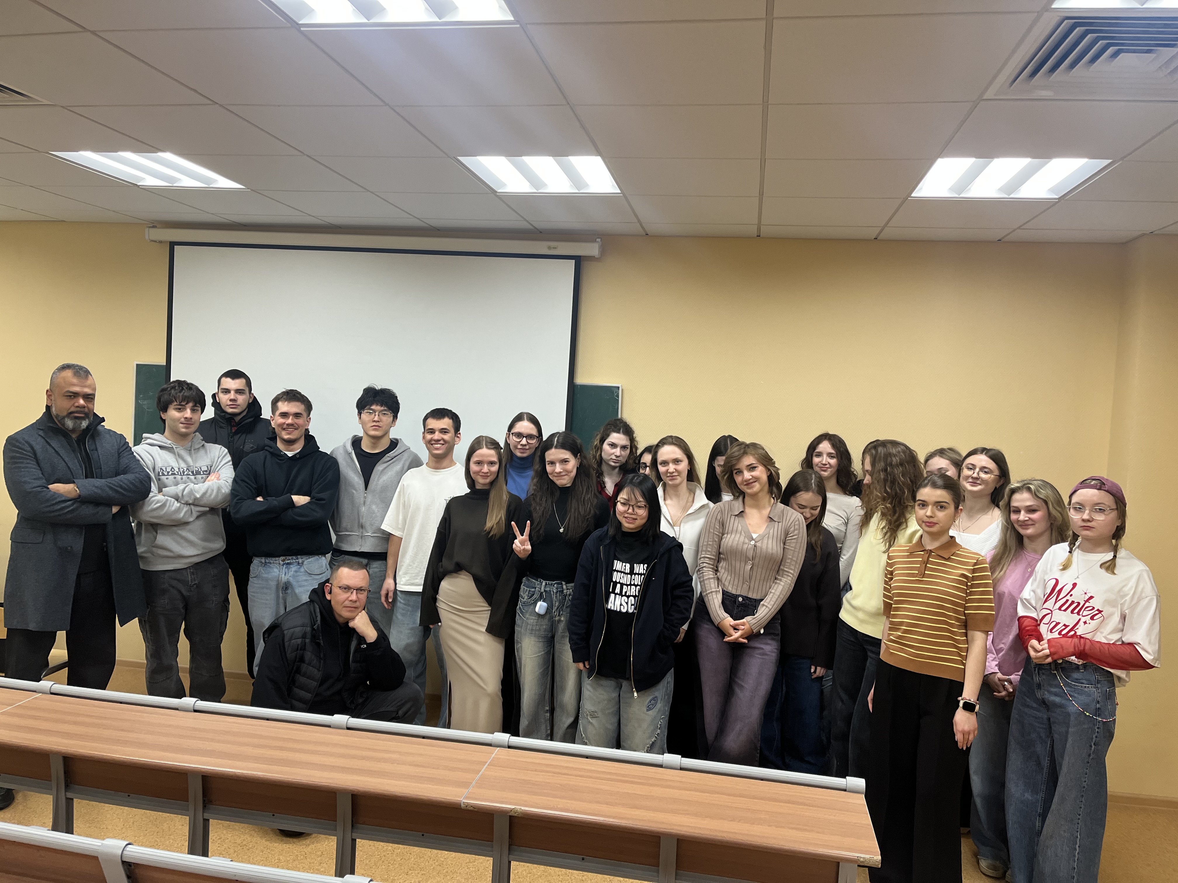 Участие студентов в экспертной сессии «Inside B1: Big Business, Big Decisions, Big Tax»