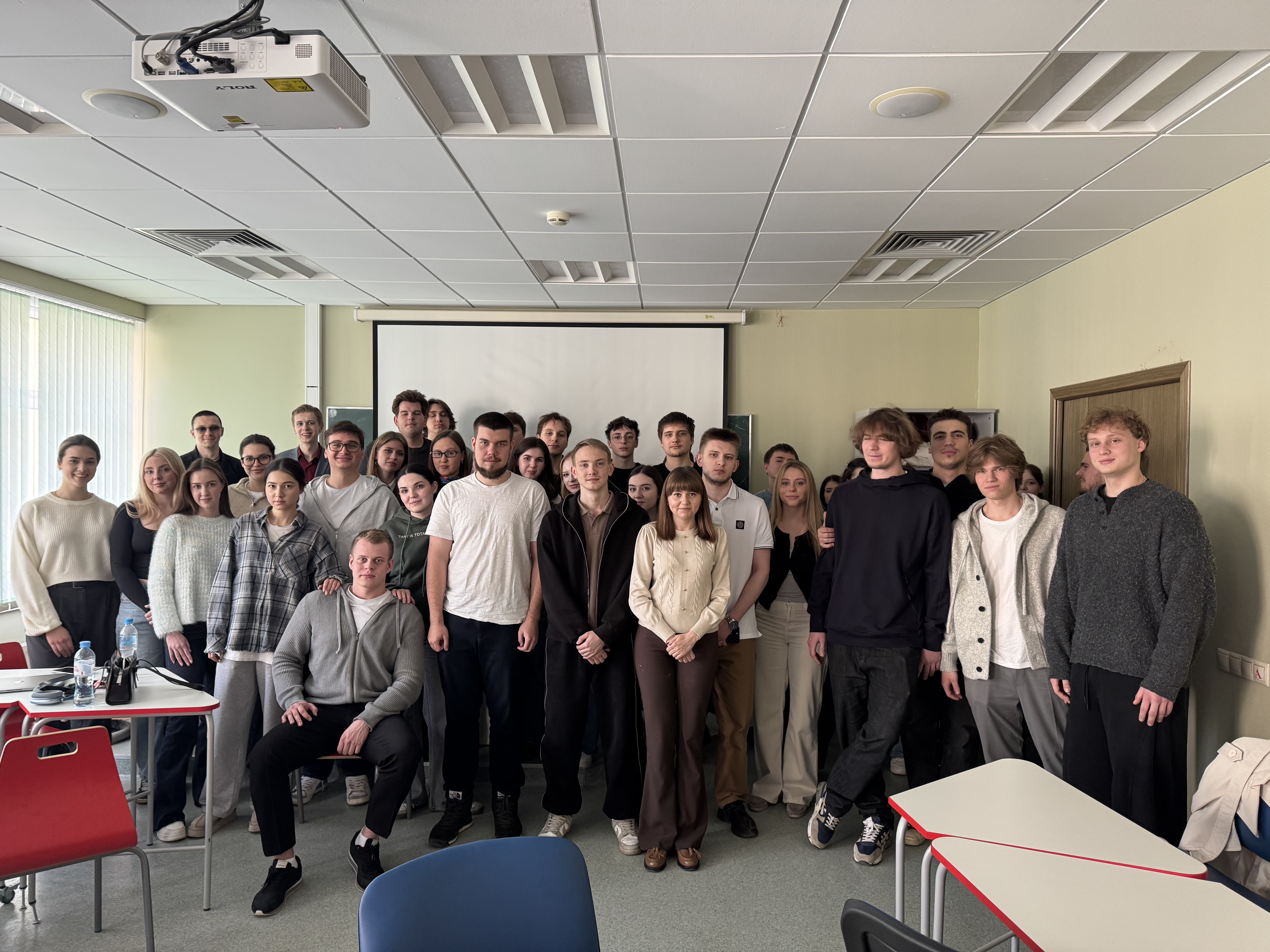 На базе кафедры «Государственное и муниципальное управление» состоялся брейн-ринг на тему «Государство: Конституция и управление».