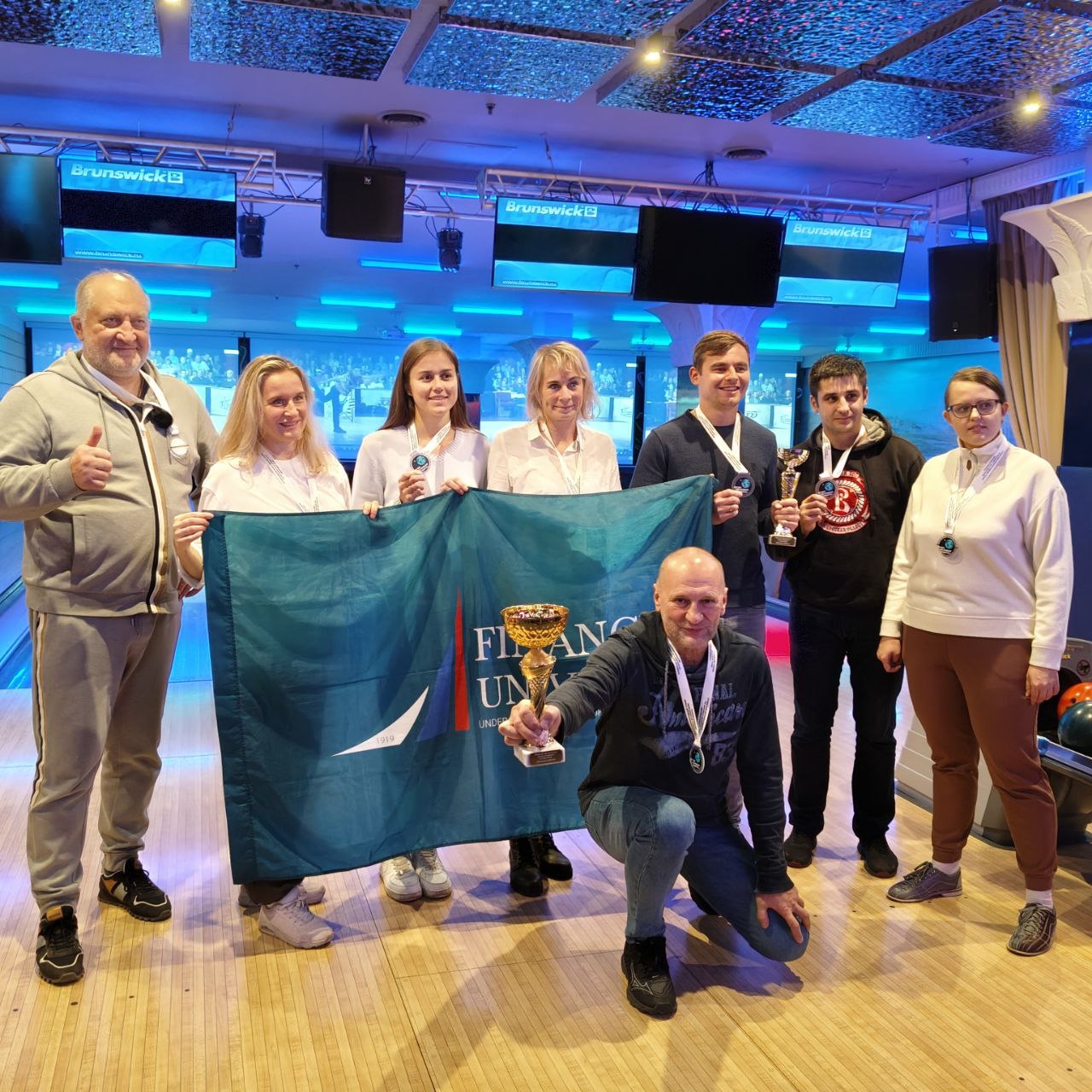 Студенческий спортивный клуб победитель Открытого корпоративного турнира по боулингу