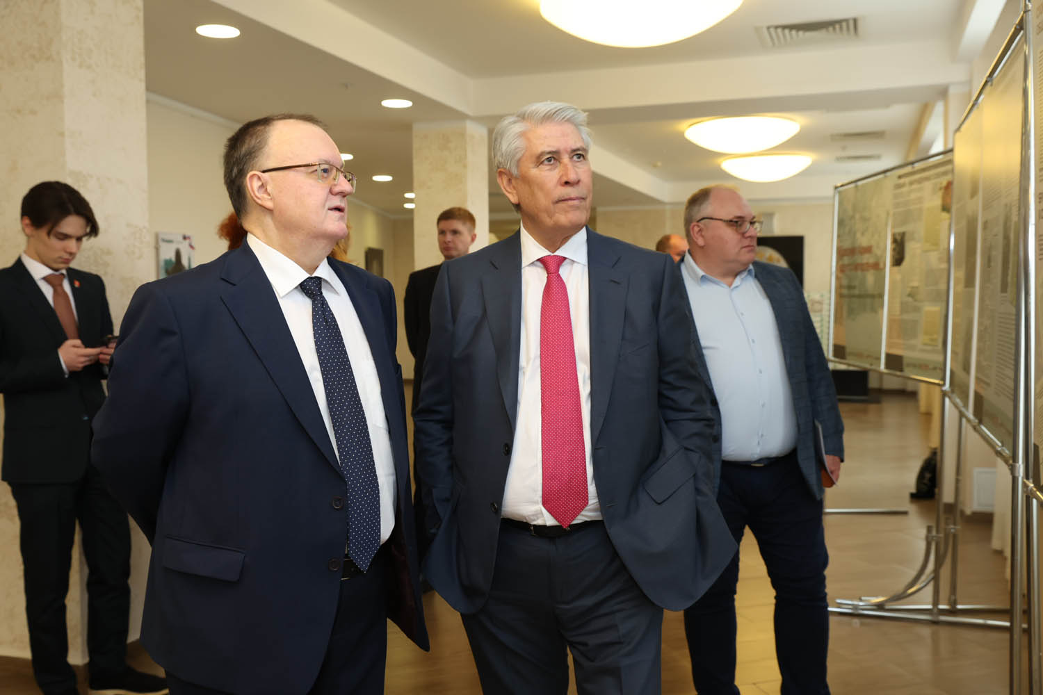 В Финансовом университете открылась выставка «Словацкое антифашистское восстание 1944 года»