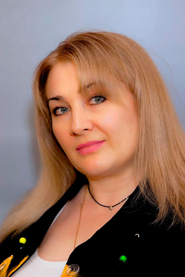 Янина Ольга Николаевна