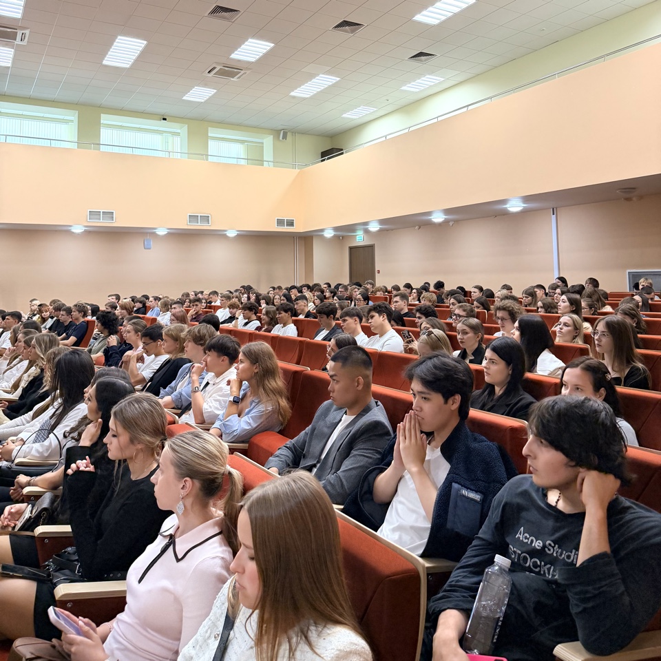 День знаний на Факультете «Высшая школа управления»