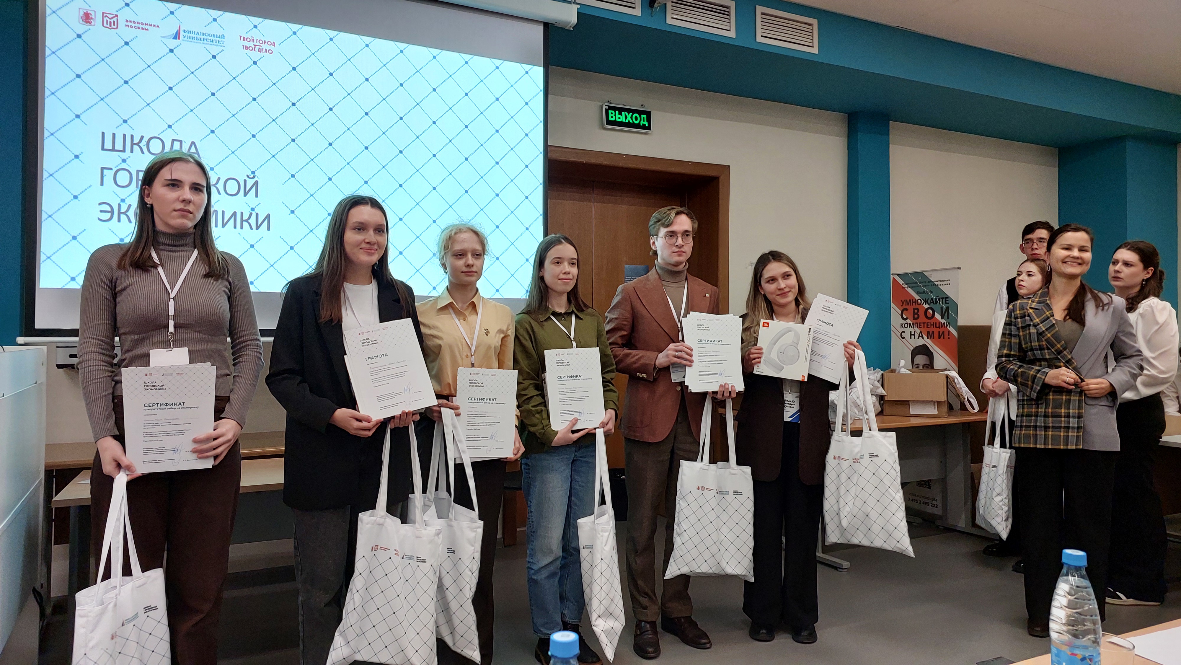 Участие преподавателей Кафедры в жюри научных состязаний  среди школьников и студентов