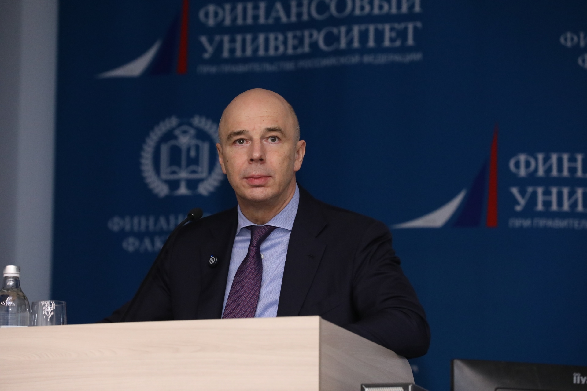 Финансовый факультет поздравляет своего декана с Днем рождения!