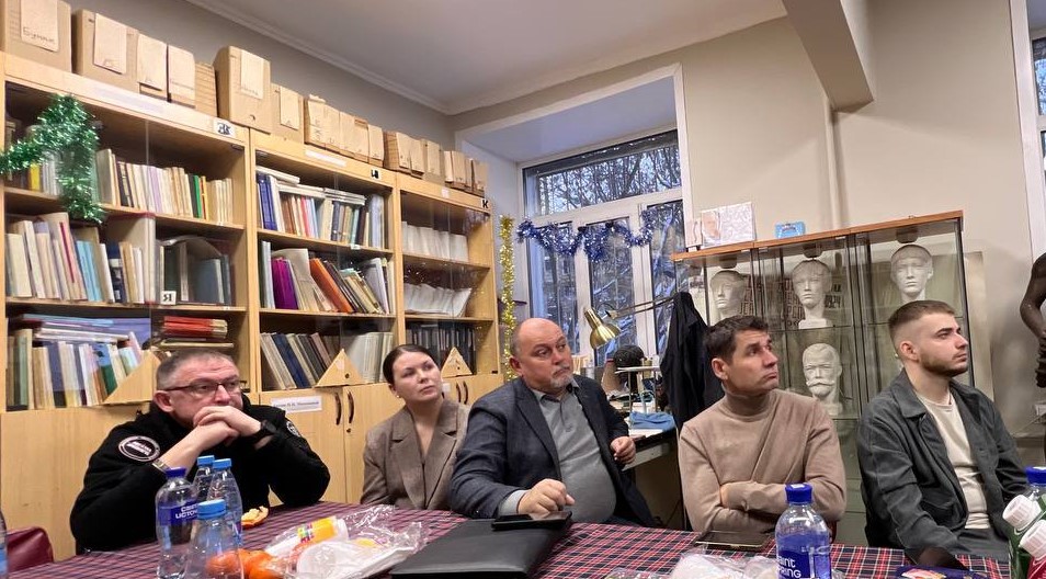 Наука на службе памяти: студенты-поисковики Финансового университета в Институте этнологии и антропологии РАН