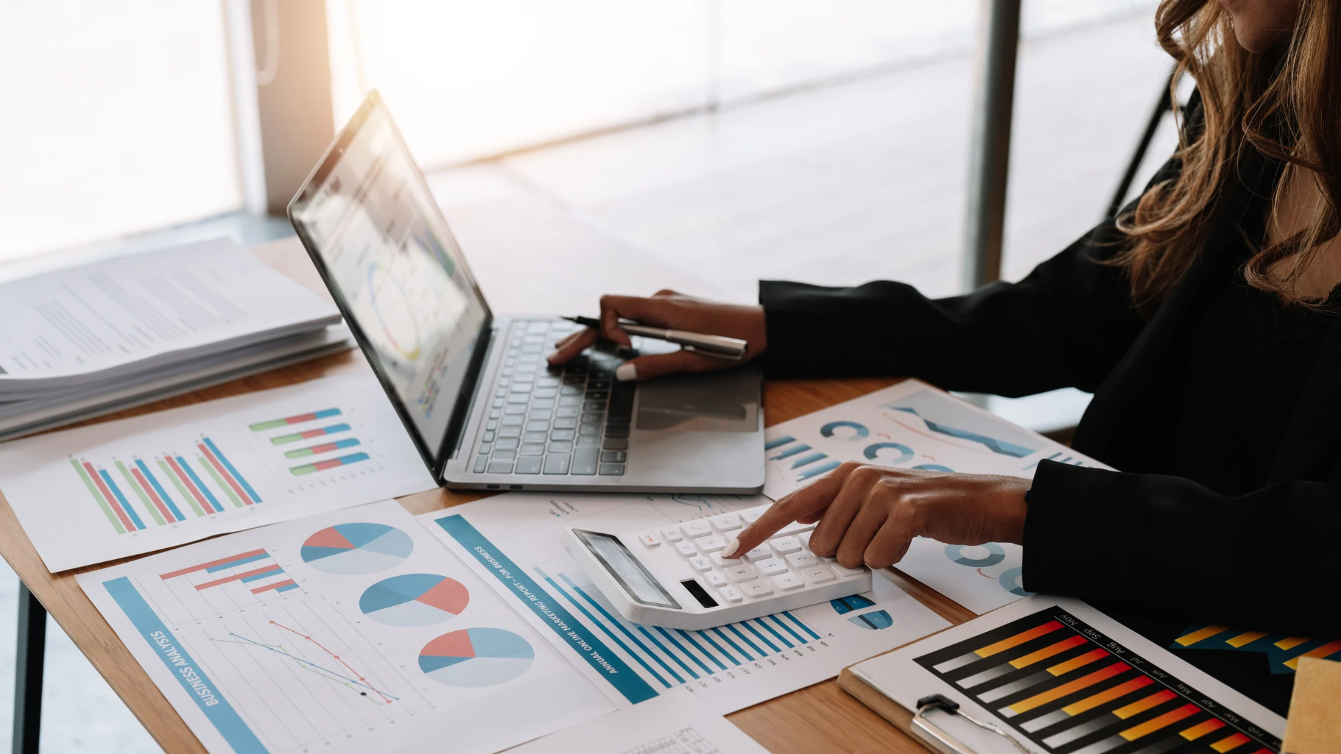 1 апреля - вебинар "Как выжить бизнесу после налоговой реформы: главные изменения 2026 года"